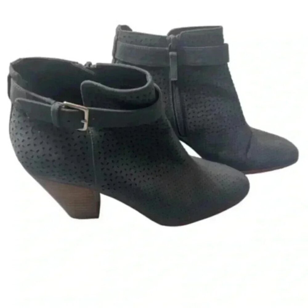 Violet & Red Cupid Bootie 7.5 Gray Suede Western Boho‎ Chic Southwest